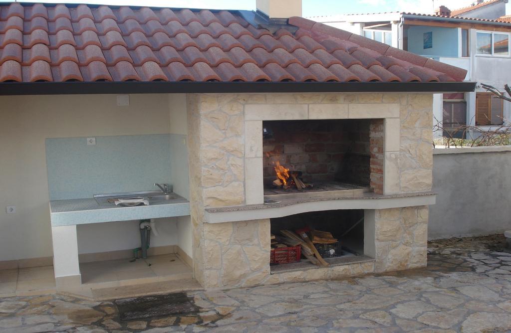 Apartments Lola Biograd Na Moru Exterior photo