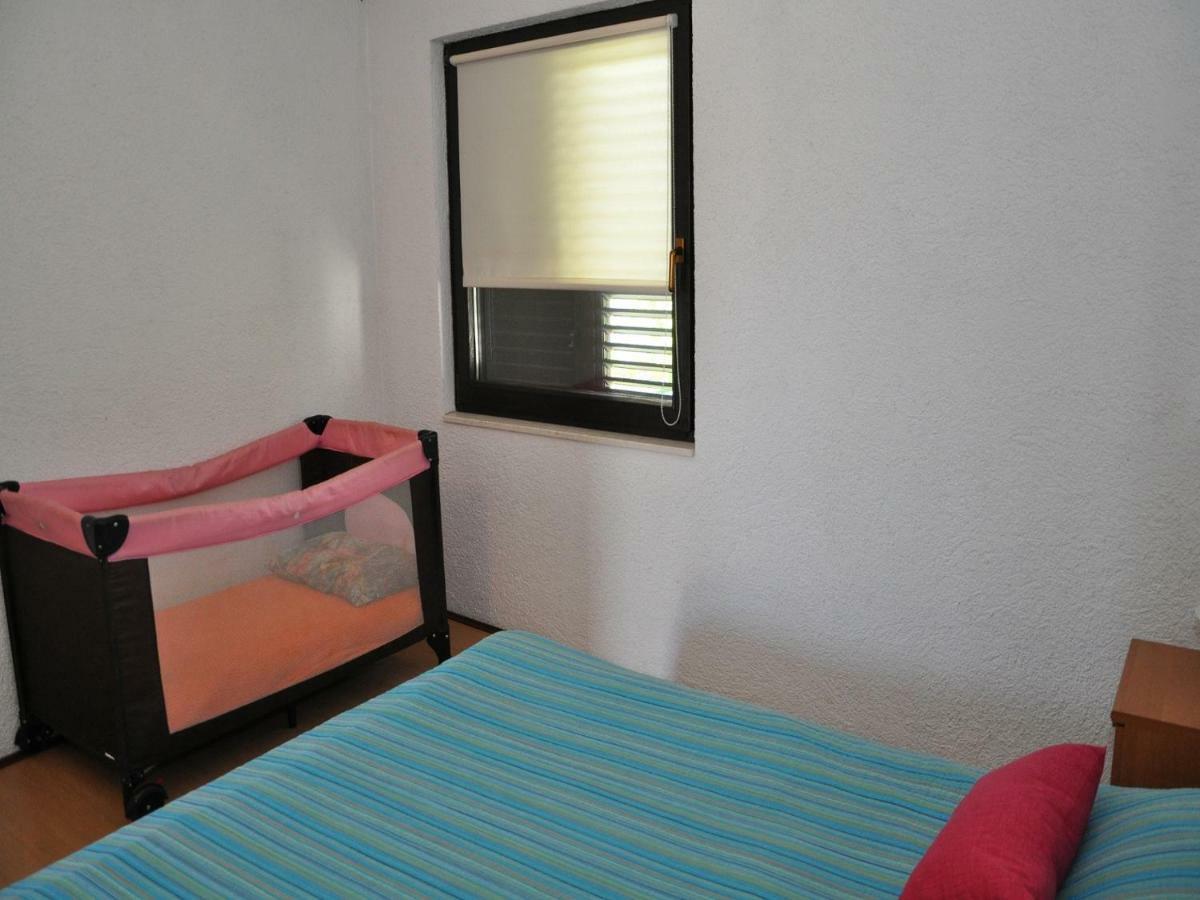 Apartments Lola Biograd Na Moru Exterior photo